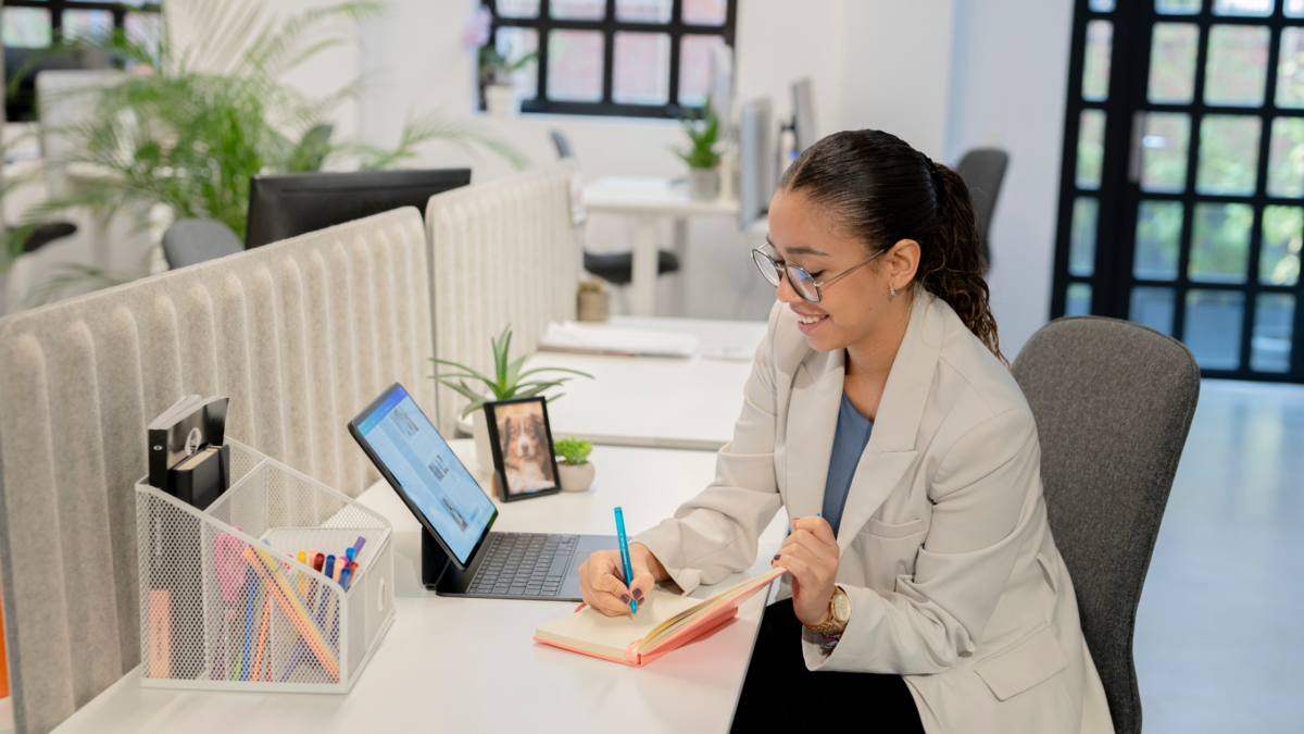 founder first salesperson on a sales call with B2B prospect